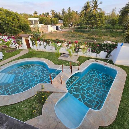 Nyumba Tamu Panzió Watamu Kültér fotó